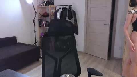 Roxy online show from October 5, 6:35 pm