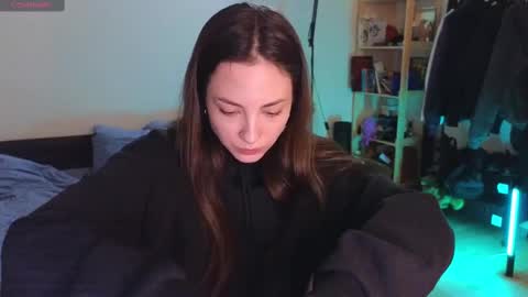 Roxy online show from March 3, 5:15 pm