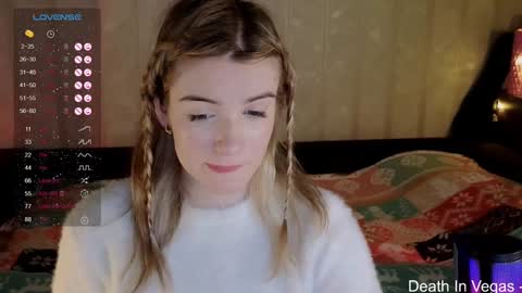 Snapshot of spicejessy chatting on January 17, 4:26 pm your sweet Jessy online show from January 17, 4:26 pm