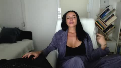 Snapshot of spicemint chatting on September 29, 6:24 pm Carla online show from September 29, 6:24 pm