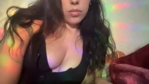spicypiscesxoxo online show from November 2, 11:19 pm