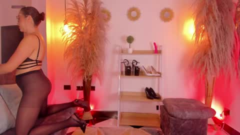 Spicy online show from April 8, 11:45 am