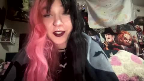 Pixie online show from September 19, 2:49 pm