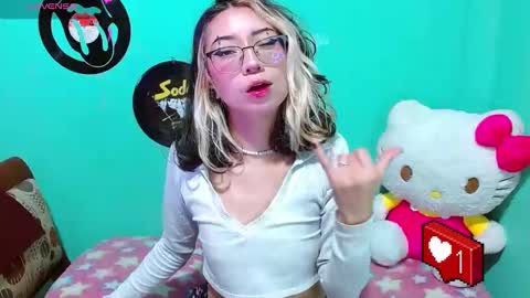  HELLO WELCOME MY NAME IS CHARLOTTE OY A NEW GIRL   online show from December 3, 4:35 am