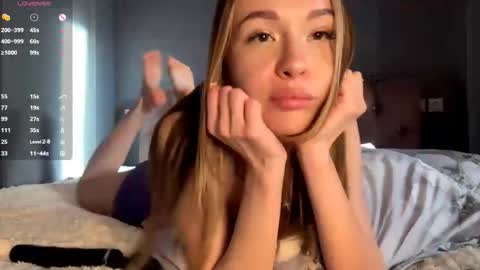 Emily online show from May 20, 3:42 pm