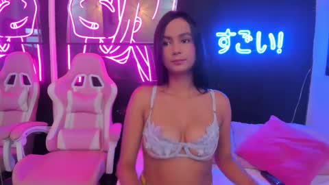 staarlightt online show from March 22, 10:16 pm