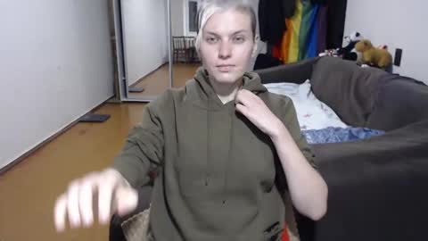 Snapshot of stacey_hot_01 chatting on December 15, 10:48 pm Stacey online show from December 15, 10:48 pm