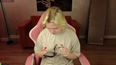 Stacy allenn online show from May 29, 9:29 am