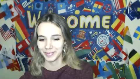 Stacy online show from October 18, 2:09 pm