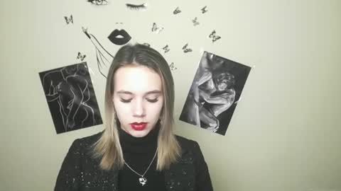 Stacy online show from December 7, 7:49 am