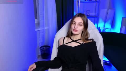 Sexy lips online show from December 12, 3:59 pm