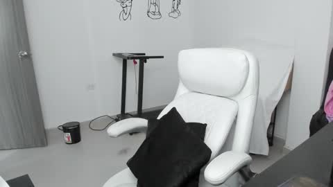 Zulma Yisset online show from March 7, 3:13 am