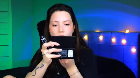 Snapshot of stacygonzales_ chatting on February 1, 6:43 am Bye bye dear See you on December 3st online show from February 1, 6:43 am