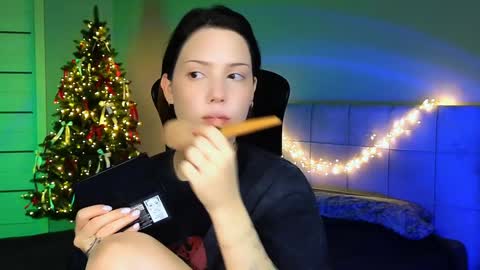 Snapshot of stacygonzales_ chatting on January 7, 6:05 am Bye bye dear See you on December 3st online show from January 7, 6:05 am