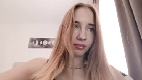 Mila online show from March 3, 8:20 am