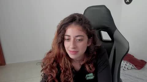 star_shooting online show from February 4, 8:45 pm