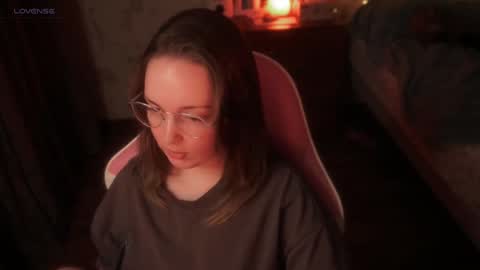 Alice online show from November 27, 7:28 pm