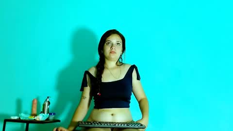ESTRELLA online show from June 10, 1:21 pm