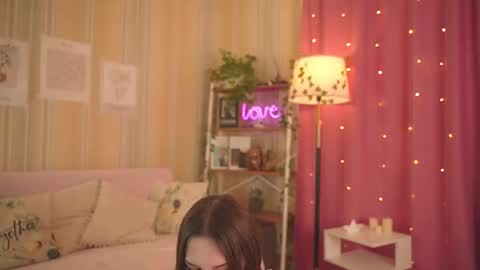 Chloe online show from February 27, 12:05 pm