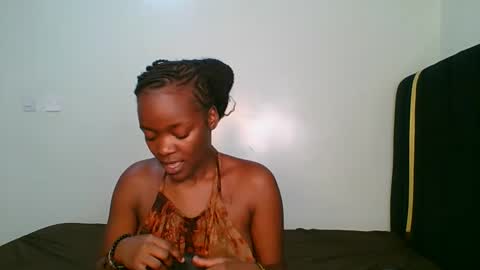 lia online show from May 24, 8:19 pm