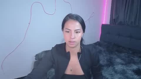 vanessa online show from July 14, 5:39 pm