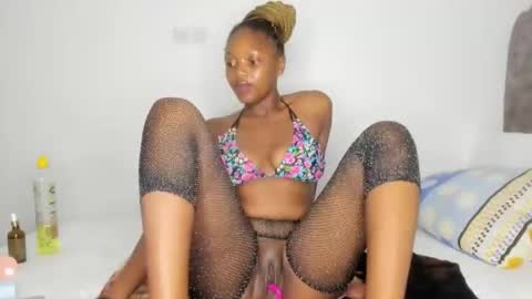 starnah online show from September 12, 8:05 pm