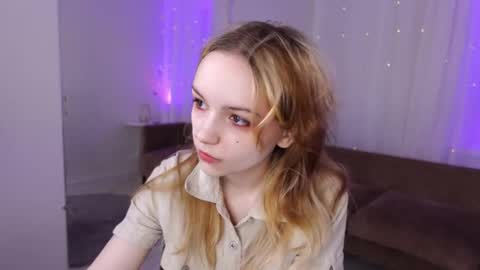 Snapshot of staymonica chatting on October 8, 1:48 pm MONICA online show from October 8, 1:48 pm