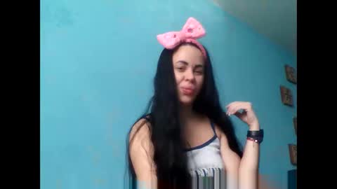 Snapshot of stefaniyax chatting on October 15, 8:50 am stefaniyax online show from October 15, 8:50 am