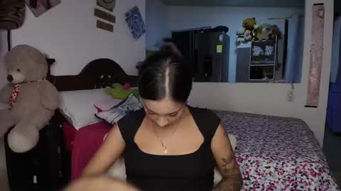 Snapshot of stefanny_pllus chatting on September 23, 2:21 am Im MiaIts my first day here online show from September 23, 2:21 am