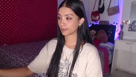 Snapshot of stefanny_pllus chatting on December 23, 2:24 am Im MiaIts my first day here online show from December 23, 2:24 am