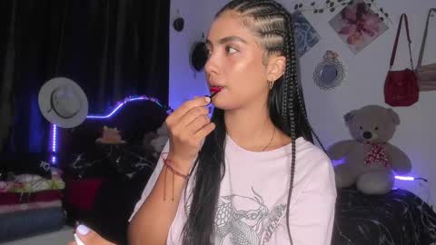 Snapshot of stefanny_pllus chatting on February 9, 12:18 am Im MiaIts my first day here online show from February 9, 12:18 am