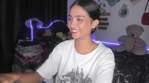 Snapshot of stefanny_pllus chatting on February 17, 11:54 pm Im MiaIts my first day here online show from February 17, 11:54 pm