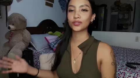 Snapshot of stefanny_pllus chatting on September 24, 2:32 am Im MiaIts my first day here online show from September 24, 2:32 am