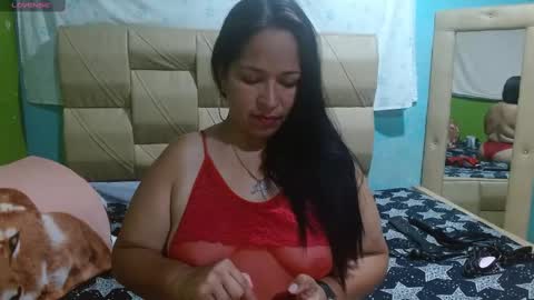 Snapshot of stefanny_taylor chatting on October 16, 9:39 pm Stefanny online show from October 16, 9:39 pm