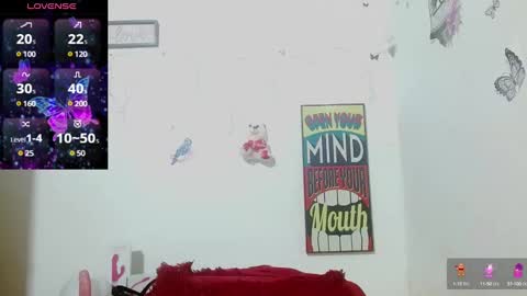 Snapshot of stefanny_taylor chatting on December 4, 4:10 am Stefanny online show from December 4, 4:10 am