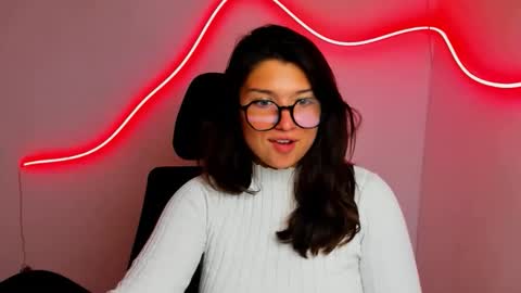 Snapshot of steffi_xo chatting on September 8, 5:45 pm Steffi online show from September 8, 5:45 pm