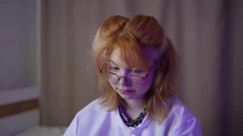 Snapshot of stela_vanila chatting on September 17, 1:47 am Stella online show from September 17, 1:47 am