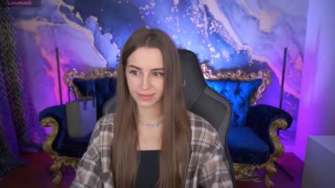 stellahoneywell online show from October 19, 6:04 am