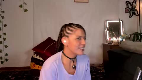 Snapshot of stellart_ chatting on September 15, 4:43 am stellart_ online show from September 15, 4:43 am