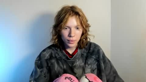 S T E L L A online show from October 22, 11:26 am