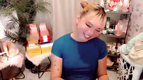 Stella sweet online show from June 3, 4:13 am