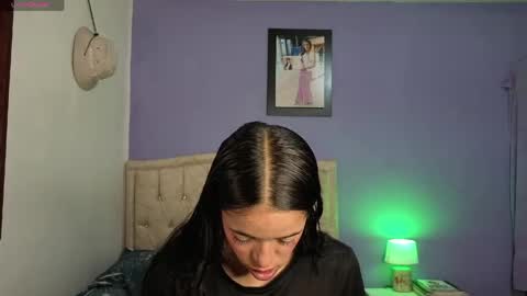 Stephania online show from April 14, 3:45 pm