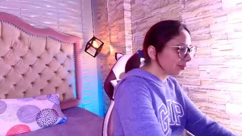 Stephaniesun  online show from July 28, 5:13 pm