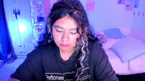 Stephanie  online show from February 24, 3:31 am