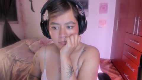 Stephanie  online show from March 8, 2:04 am