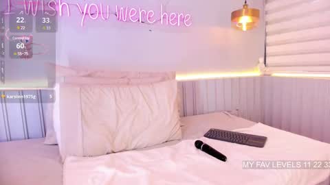 Snapshot of stephany__monroe chatting on February 11, 4:35 pm Stephany online show from February 11, 4:35 pm