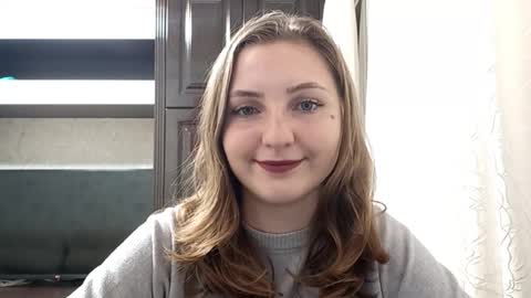 Stephanie online show from December 19, 5:27 pm