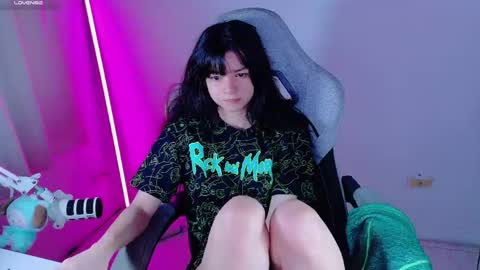 stephy online show from April 15, 1:17 am