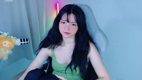 Snapshot of stephybrown chatting on October 19, 12:23 am stephy online show from October 19, 12:23 am