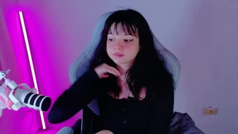 stephy online show from February 14, 12:45 am